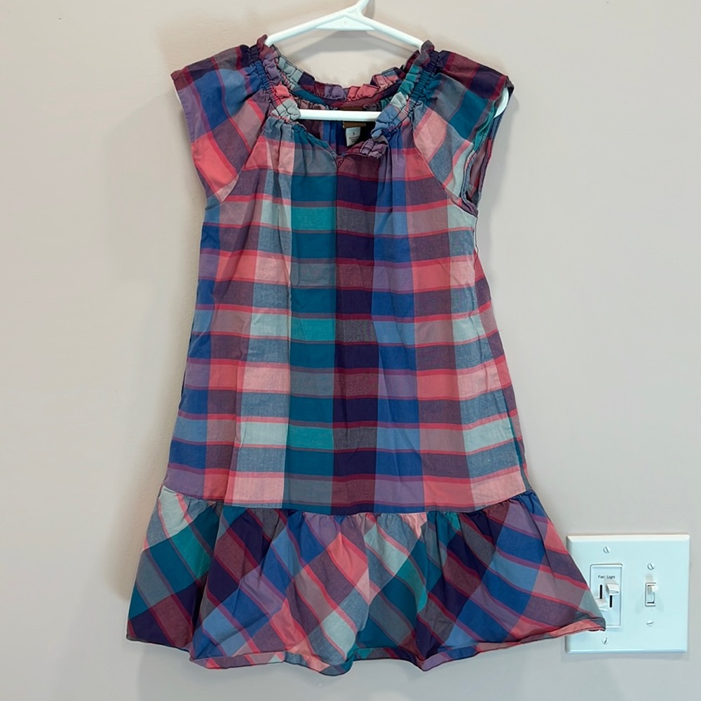 Tea short sleeve dress. Size 5.